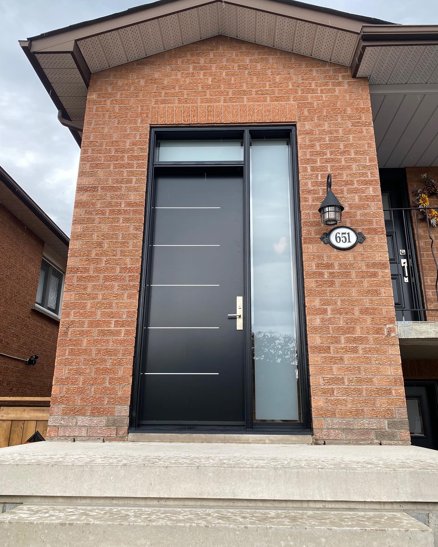 17 Modern Entry Front Door Ideas - Windows and Doors Toronto